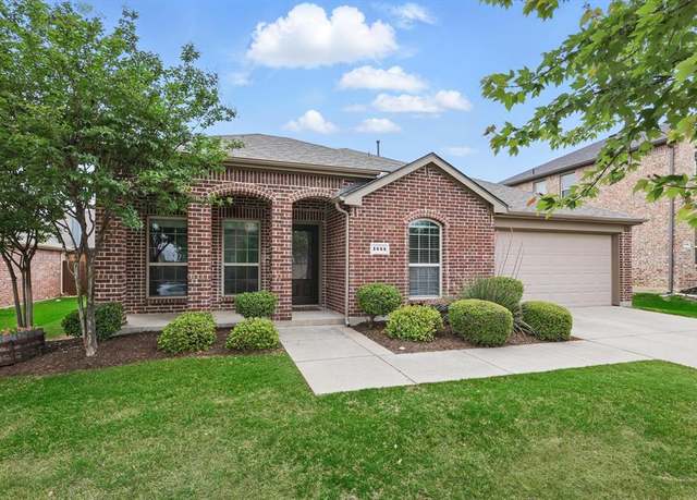 Property at 1444 Bateman Ln, Celina, TX 75009, 4 beds, 2.5 baths