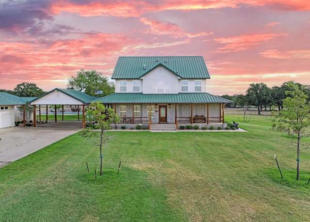 Property at 540A Southerland Ln, Weatherford, TX 76088, 4 beds, 3.5 baths