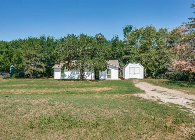 Property at 110 Muleta Dr, Oak Point, TX 75068, 4 beds, 2 baths