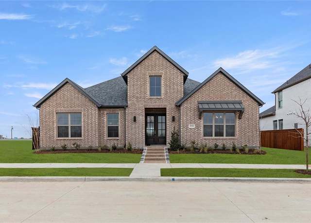Property at 9320 Blooming Ivy Dr, Mesquite, TX 75126, 4 beds, 3 baths