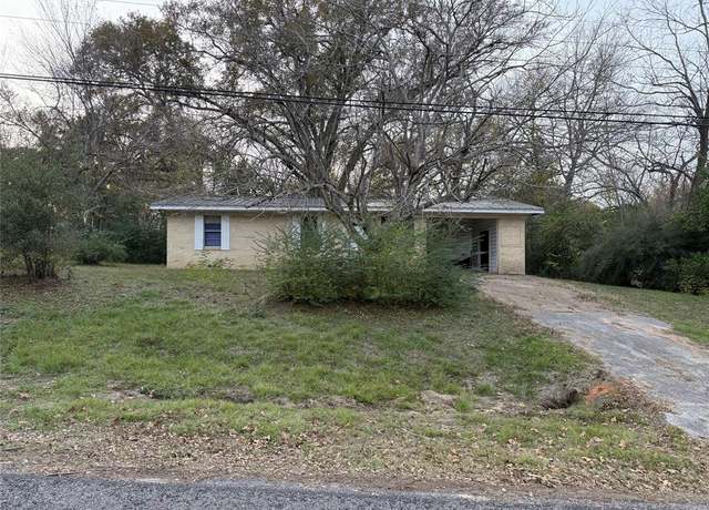 Property at 608 Bunny Rabbit Rd, Athens, TX 75751, 3 beds, 2 baths