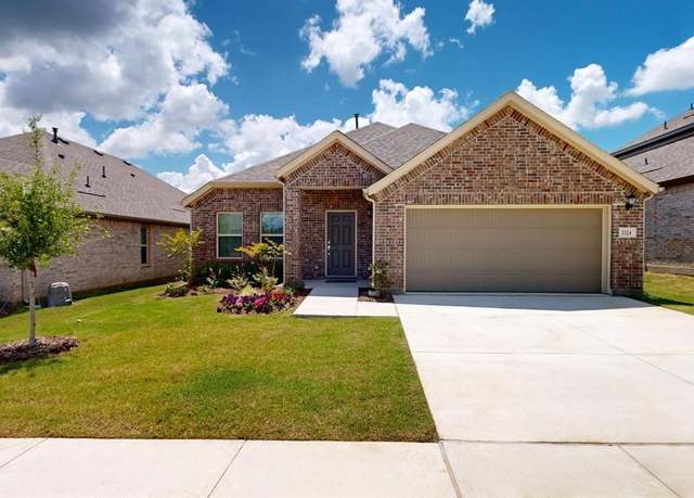 Property at 3324 Goshawk Dr, Denton, TX 76208, 3 beds, 2 baths