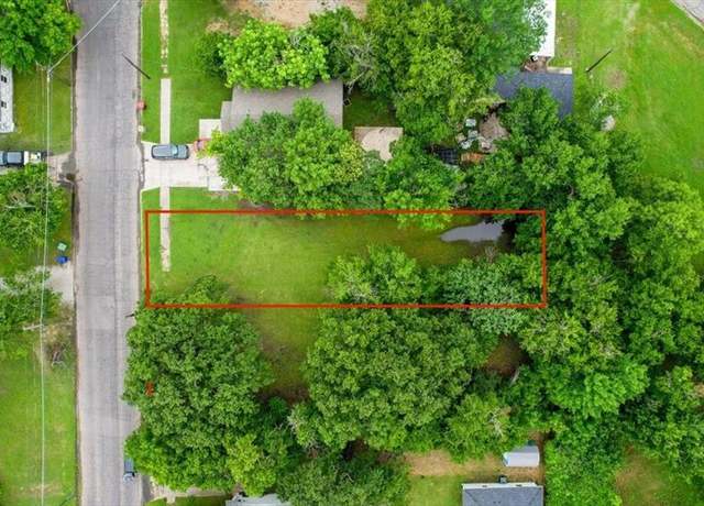 Property at 209 E College St, Sherman, TX 75090