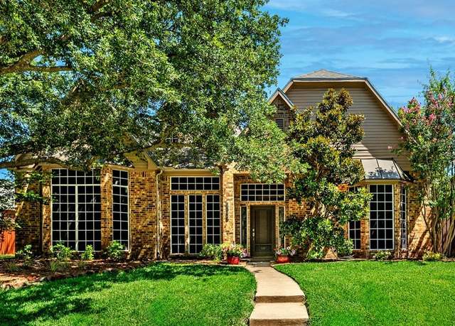 Property at 10904 Amelina Ln, Frisco, TX 75035, 4 beds, 3 baths