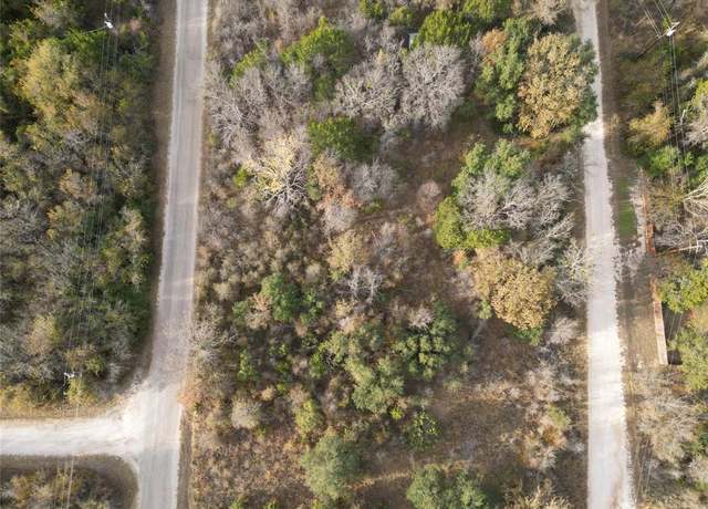 Property at 5640 Black Pine Cir, Granbury, TX 76048
