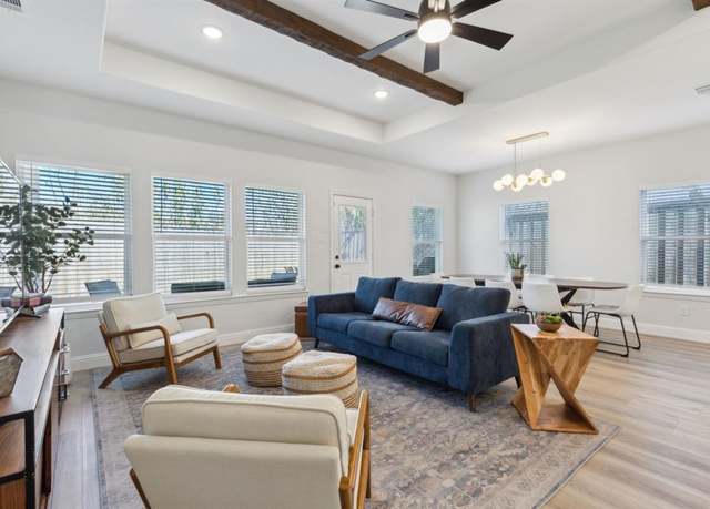 Property at 1951 Nomas St, Dallas, TX 75212, 5 beds, 3 baths