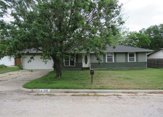 Property at 535 N Stefka Dr, Robinson, TX 76706, 4 beds, 2.5 baths