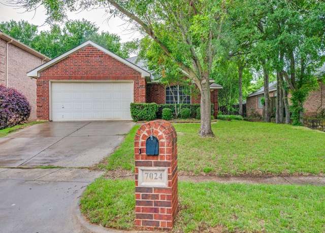 Property at 7024 Park Green Dr, Arlington, TX 76001, 4 beds, 2 baths