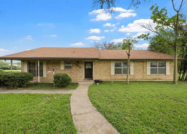 Property at 409 Georgia Ln, Robinson, TX 76706, 3 beds, 2 baths