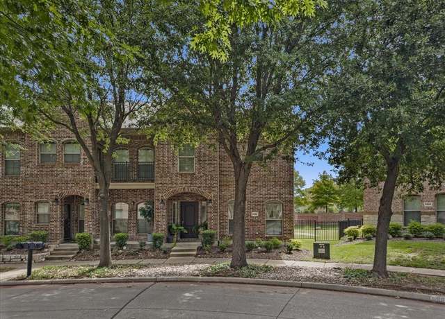 Property at 5534 Grosseto Dr, Frisco, TX 75034, 3 beds, 2.5 baths