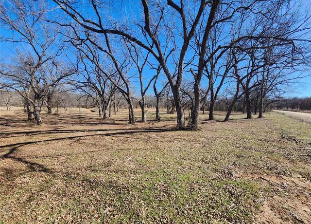 Property at 122 Comanche Trl, Nocona, TX 76255