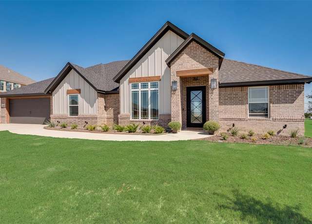 Property at 11628 Panther Dr, Godley, TX 76044, 4 beds, 3 baths