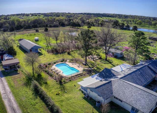 Property at 3655 County Road 2184, Greenville, TX 75402, 4 beds, 3.5 baths