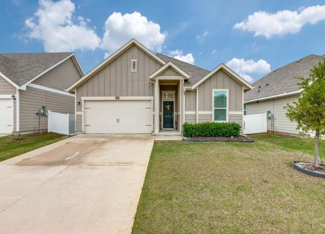 Property at 9004 Huxley Dr, Providence Village, TX 76227, 3 beds, 2 baths