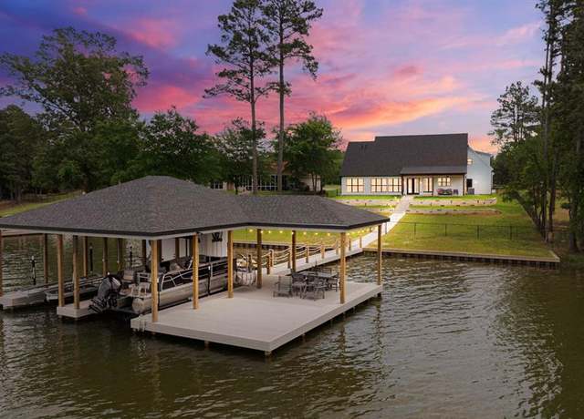 Property at 379 Private Road 2367, Mount Pleasant, TX 75455, 5 beds, 4 baths