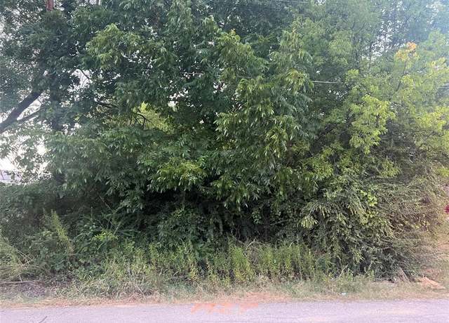 Property at 1927 Muncie Ave, Dallas, TX 75212