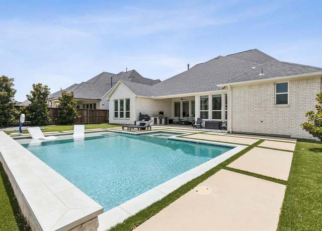 Property at 3364 Waverly Dr, Celina, TX 75009, 5 beds, 4 baths