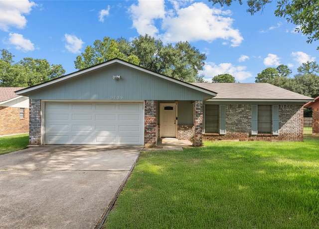 Property at 9739 Monticello Dr, Shreveport, LA 71118, 3 beds, 2 baths