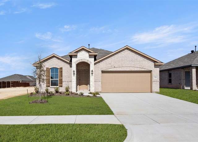 Property at 1904 Cheyenne Dr, Cleburne, TX 76033, 4 beds, 2 baths
