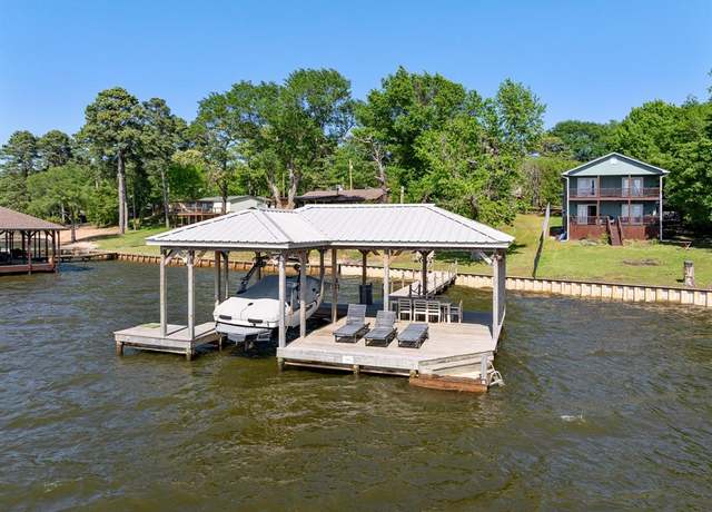 Property at 17138 Lakeview Dr, Flint, TX 75762