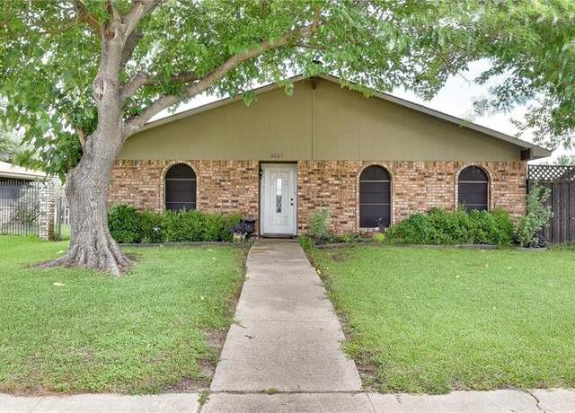 Property at 3801 Guthrie Rd, Garland, TX 75043, 3 beds, 2 baths