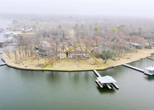 Property at 156 Bay Dr, Mabank, TX 75156, 4 beds, 2 baths