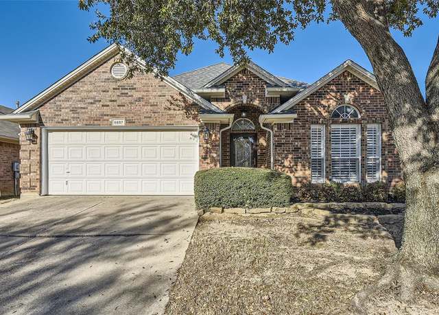 Property at 8857 Sunset Trace Dr, Fort Worth, TX 76244, 3 beds, 2 baths