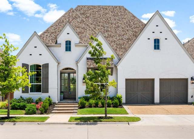 Property at 4205 Meadow Hawk Dr, Arlington, TX 76005, 4 beds, 3.5 baths