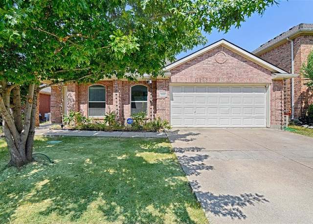 Property at 8105 Hennessey Trl, Fort Worth, TX 76131, 4 beds, 2 baths