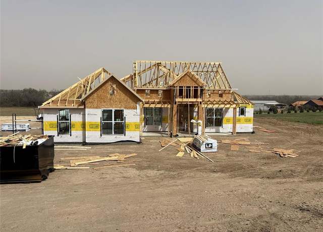 Property at 108 Gibson Ln, Weatherford, TX 76087, 4 beds, 3 baths