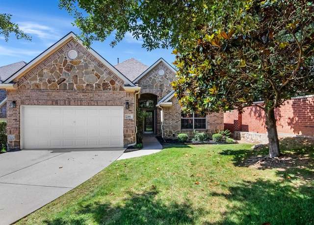 Property at 100 Park Haven Blvd, Euless, TX 76039, 4 beds, 3 baths