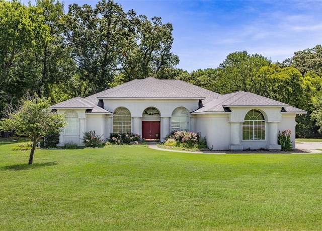 Property at 451 Belmont Ln, Van Alstyne, TX 75495, 4 beds, 3 baths