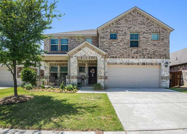 Property at 116 Lemley Dr, Fort Worth, TX 76131, 3 beds, 2.5 baths