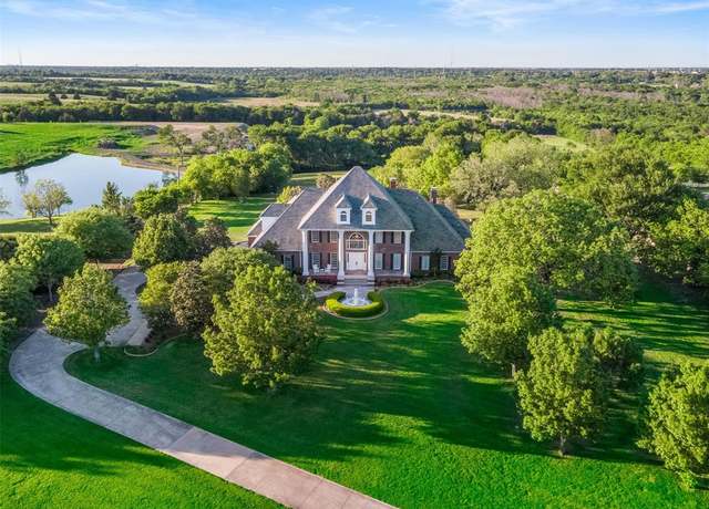 Property at 343 E Town East Blvd, Sunnyvale, TX 75182, 5 beds, 5 baths