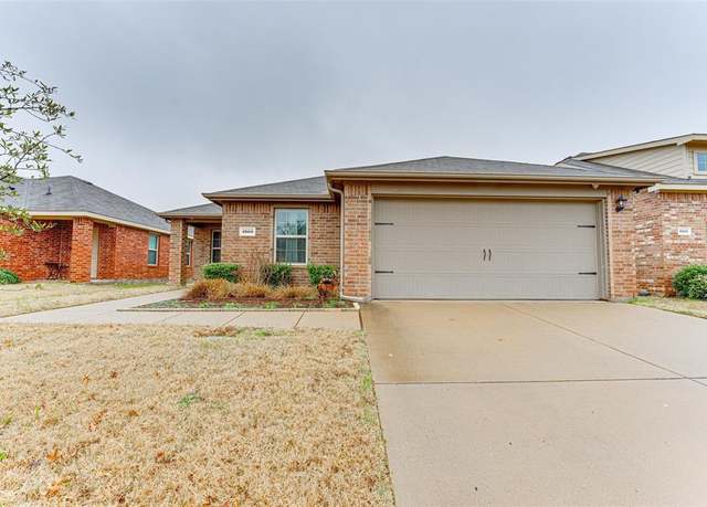 Property at 1909 Berrywood Dr, Royse City, TX 75189, 4 beds, 2 baths