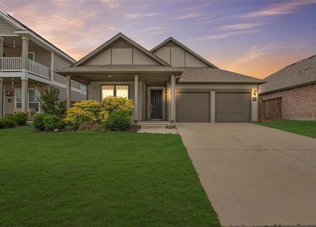Property at 2154 Slow Stream Dr, Royse City, TX 75189, 3 beds, 2 baths