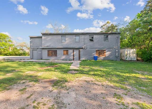 Property at 3101 Mallory Dr, Dallas, TX 75216