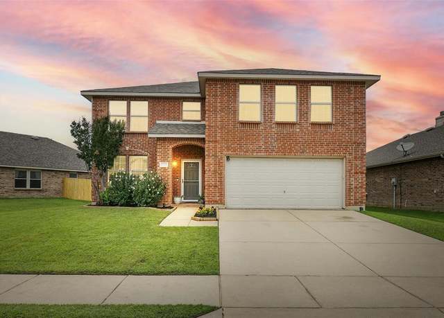 Property at 12629 Shady Cedar Dr, Fort Worth, TX 76244, 5 beds, 3 baths