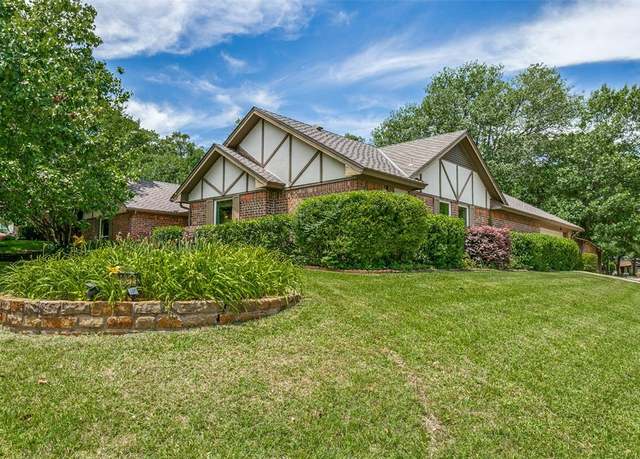 Property at 2831 Creekwood Ct, Grapevine, TX 76051, 3 beds, 2.5 baths