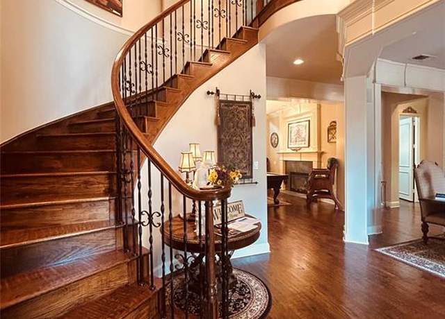 Property at 6801 Ventanna Ct, Mckinney, TX 75072, 5 beds, 4.5 baths