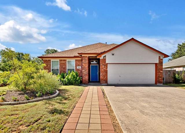 Property at 3208 Mulholland Rd, Corinth, TX 76210, 4 beds, 2 baths
