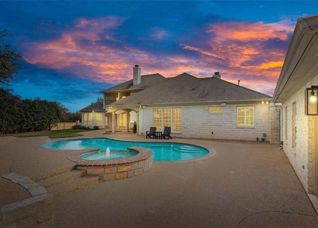 Property at 2011 Pebble Brook Cir, Mcgregor, TX 76657, 5 beds, 5.5 baths