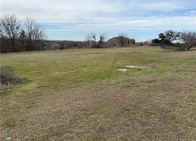 Property at 8418 Green Branch Dr, Woodway, TX 76712