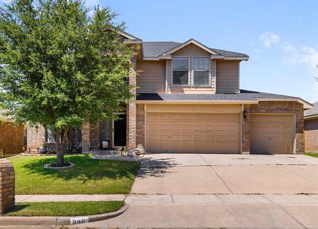 Property at 540 Bent Oak Dr, Fort Worth, TX 76131, 4 beds, 2.5 baths