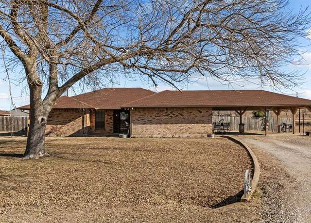 Property at 309 Valley Ct, Willow Park, TX 76087, 3 beds, 2 baths