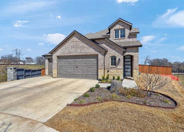 Property at 3701 Aqua Ln, Sherman, TX 75090, 4 beds, 2.5 baths