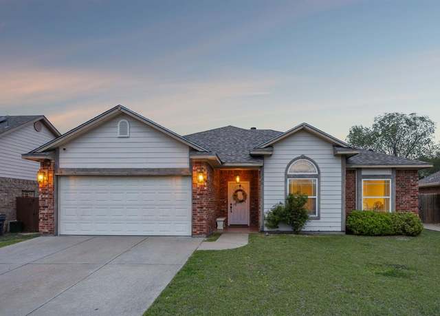 Property at 328 Peachtree Ln, Princeton, TX 75407, 3 beds, 2 baths