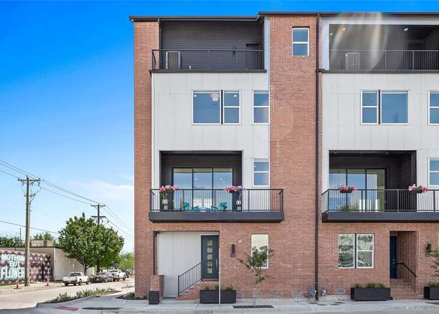 Property at 201 Carroll St, Fort Worth, TX 76107, 3 beds, 3.5 baths