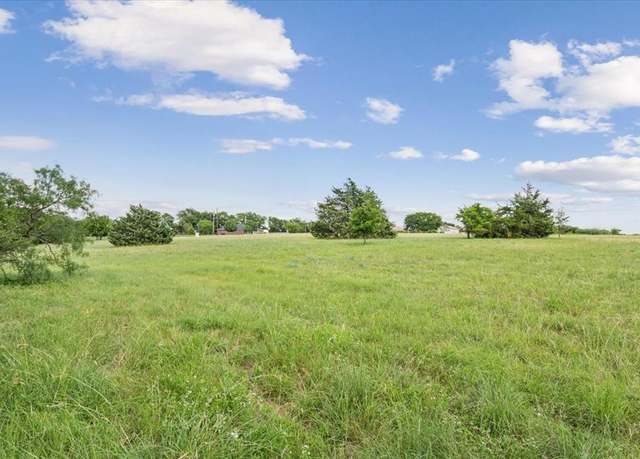 Property at 108 Brown Dr, Bruceville Eddy, TX 76524