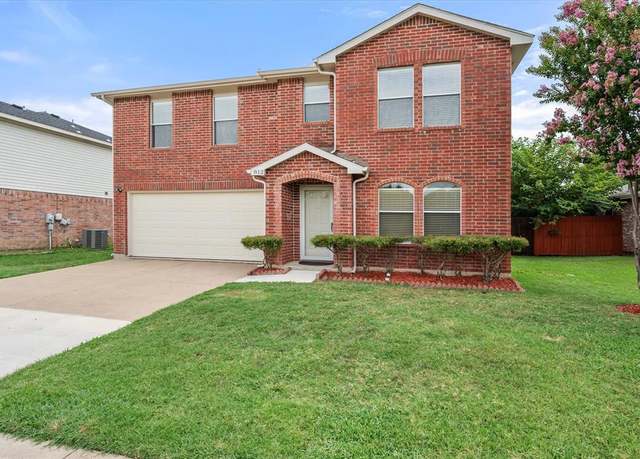 Property at 812 Ericville Dr, Arlington, TX 76001, 3 beds, 2.5 baths